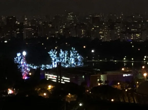 Imagem Apartamento 276M², 4Q, 3 Suítes, 6 Banheiros, 4 Vagas, 1 Lavabo, 1 por Andar, Academia, Brinquedoteca, Piscina, Piscina Coberta, Salão de Festas.