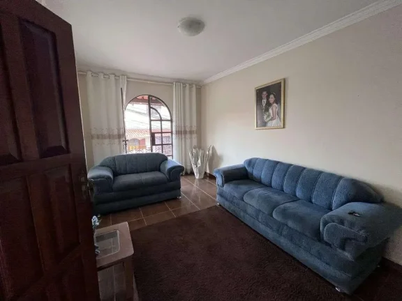 Imagem 2 casa á venda em Barbacena com 3 dormitório e 2 suítes no Santa Cecília