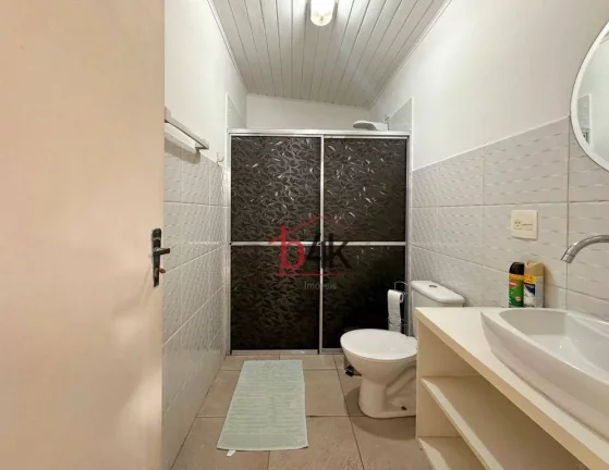 Imagem Casa com 3 dormitórios à venda, 220 m² por R$ 2.120.000 no Brooklin