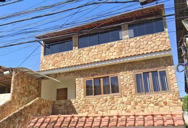 Imagem Sobrado à venda em São Gonçalo, Pita, com 4 quartos, 210m2