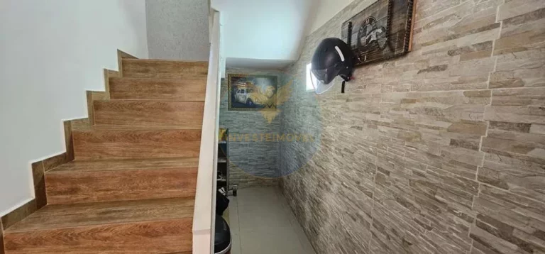 Imagem Casa em Condomínio a Venda no bairro Granja Viana - Carapicuíba, SP