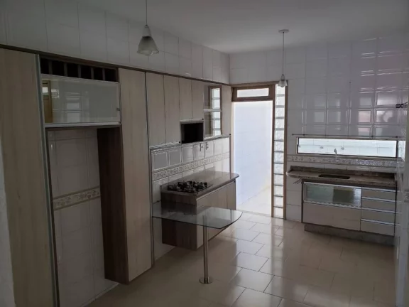 Imagem Casa de Cobertura à Venda no Bairro Grageru - Oportunidade Única!