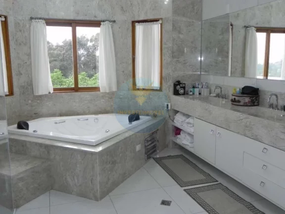 Imagem Casa em Condomínio a Venda no bairro Granja Viana - Carapicuíba, SP