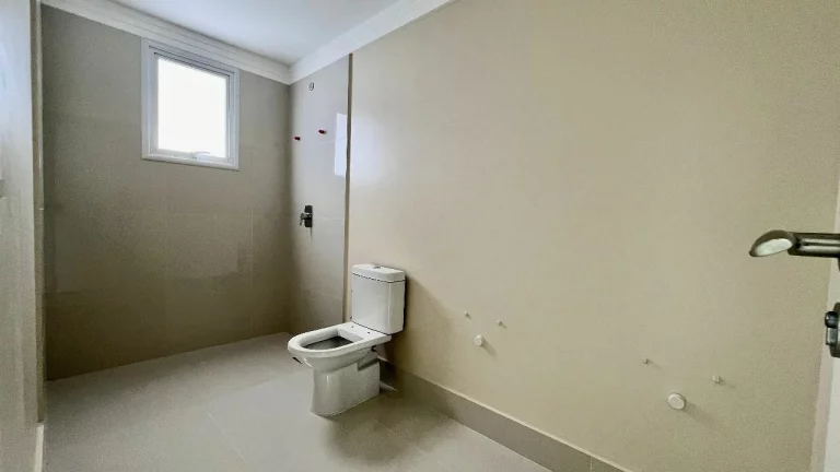 Imagem Apartamento com 4 dormitórios à venda sendo 4 suítes, 228.62 m² por - R$ 6.000.000,00 - Pioneiros - Bal. Camboriú/SC