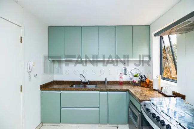 Imagem Deslumbrante casa à venda em São Paulo-SP, no Jardim Guedala: 3 quartos, 3 suítes, 4 salas, 5 banheiros, 4 vagas de garagem, 365m².