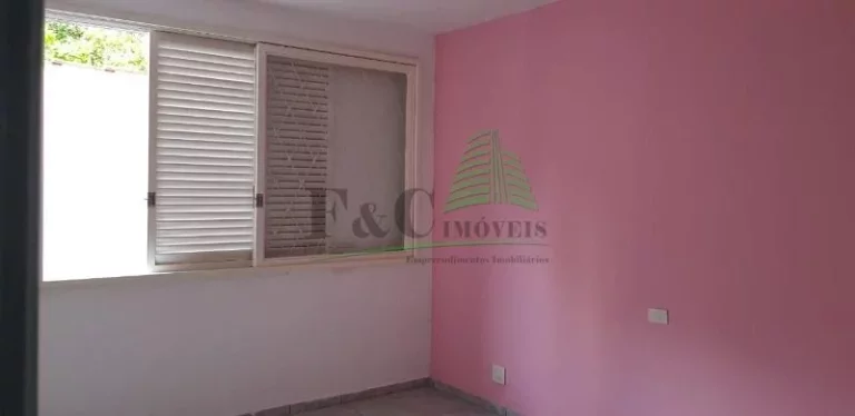 Imagem Casa para Venda em Piracicaba, Centro, 4 dormitórios, 1 suíte, 1 banheiro, 1 vaga