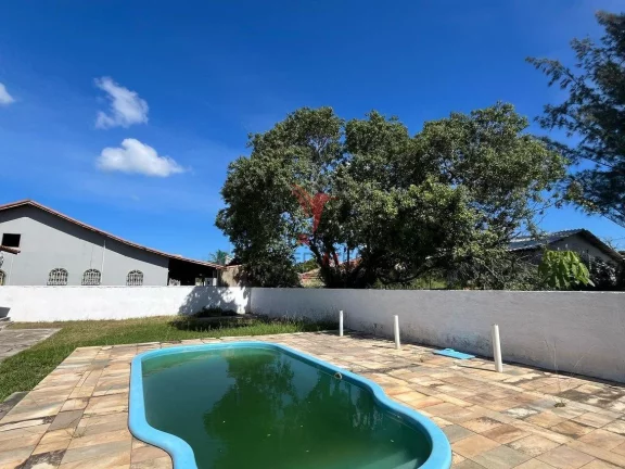 Imagem Casa em Iguaba Grande com 3 Quartos com Piscina por apenas R$ 380.000