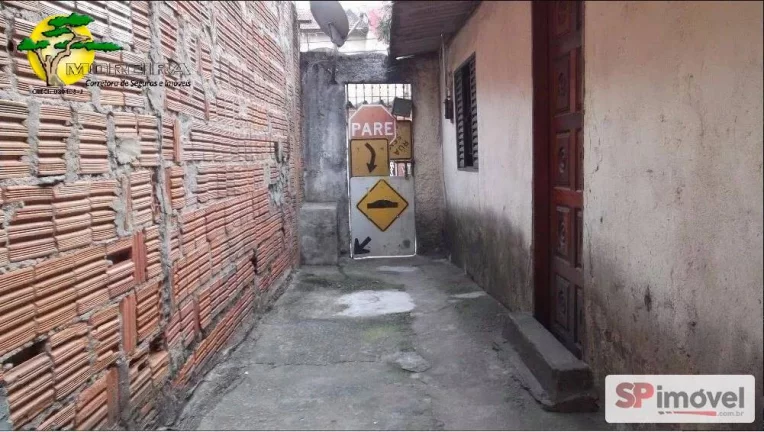 CASA TERREA NA VILA NOVA GALVÃO