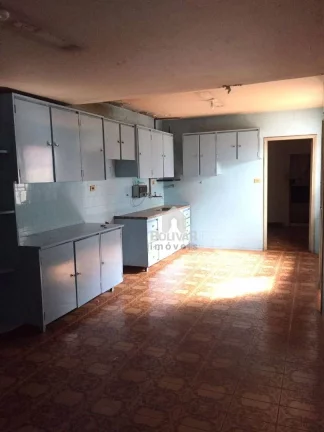 Imagem Casa com 3 dormitórios à venda, 180 m² - Setor Central - Itumbiara/GO