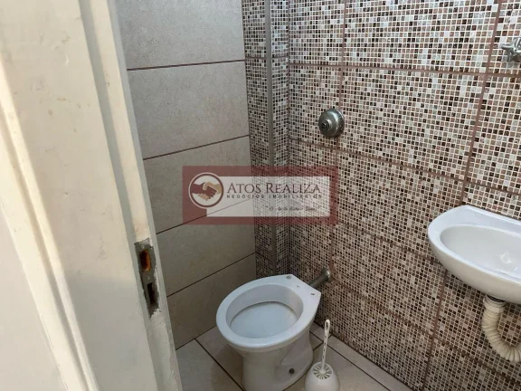 Imagem Chegou a sua Oportunidade de Morar em Santo Amaro. Alugo Apartamento de 95m2 na Av João Dias, Apartamento com 2 dormitórios bem espaçosos, dependências de empregada com Banheiro e Área de Serviço, Sala de jantar e estar em L, Piso Porcelanato, Cozinha Amp