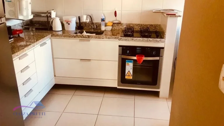 Imagem Localização Premium Situado no cobiçado bairro Praia da Costa, com vista deslumbrante para o Convento da Penha, o maior ponto turístico de Vila Velha.