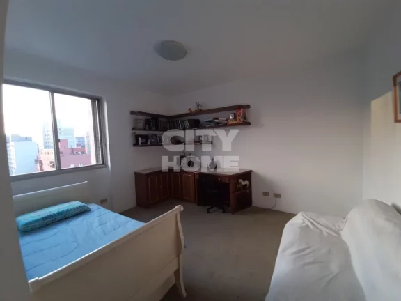 Imagem Apartamento de 300m2, com três suítes, mais um Home Office, hall, lavabo, sala de Jantar, Sala de ...