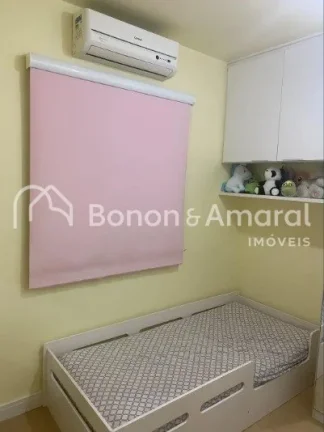 Imagem Venha conhecer seu novo lar! Uma casa cheia de charme e conforto, localizada em um dos melhores pont...