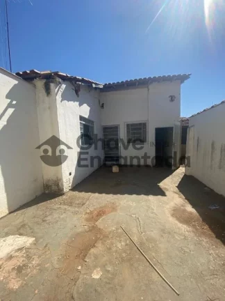 Imagem Casa com excelente custo beneficio.