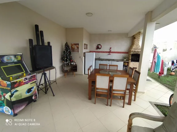 Imagem Casa com 3 dormitórios à venda, 204 m² por R$ 695.000,00 - Guriri - Cabo Frio/RJ