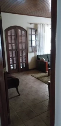 Imagem CASA COM 3 QUARTOS NO BAIRRO: CÔNEGO - NOVA FRIBURGO.