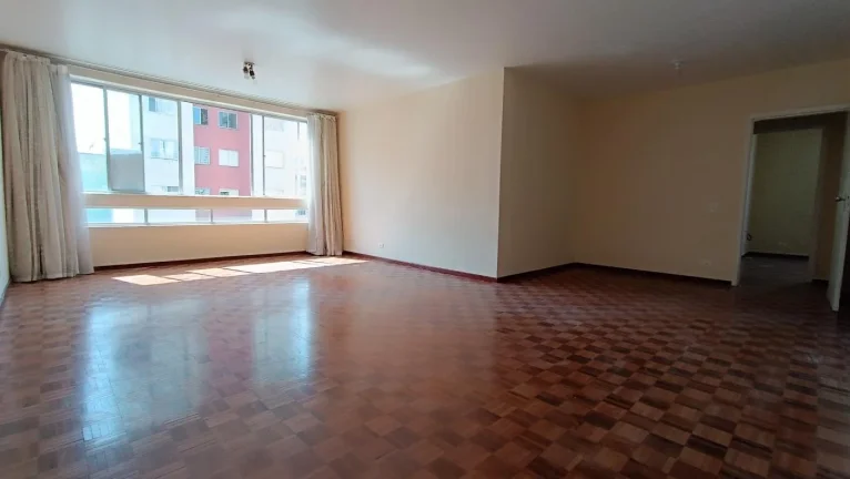 Imagem Apartamento no Centro de Curitiba, 146 m2, 3 dorm amplo.