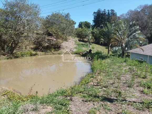 Imagem Imagine um espaço de 30.000m² onde seus sonhos de negócio e qualidade de vida se encontram. Apresentamos um imóvel excepcional em Piedade-SP,