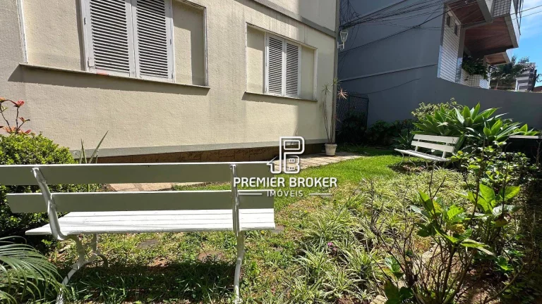 Imagem Apartamento com 2 dormitórios à venda, 32 m² por R$ 240.000,00 - Agriões - Teresópolis/RJ