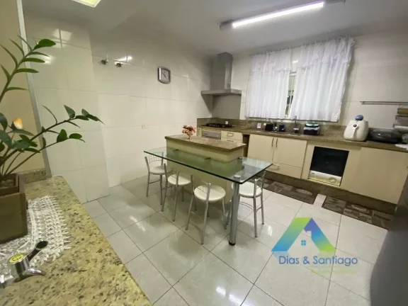 Imagem SÃO BERNARDO DO CAMPO Sobrado 230M², 4 dormitórios, 4 vagas ótima localização e valor !!!