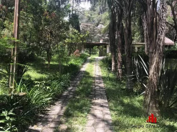 Imagem Chácara com 4,5 Ha a Venda no Vale Dos Melos em Campos Do Jordão - SP.