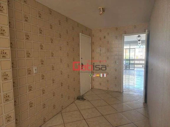 Imagem Apartamento com 3 dormitórios à venda, 140 m² por R$ 680.000,00 - Centro - Cabo Frio/RJ