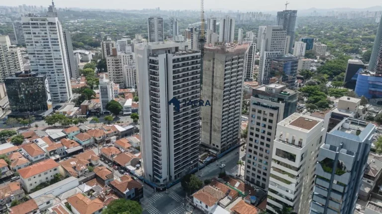 Repasse de Studio DO IT FARIA LIMA - andar alto