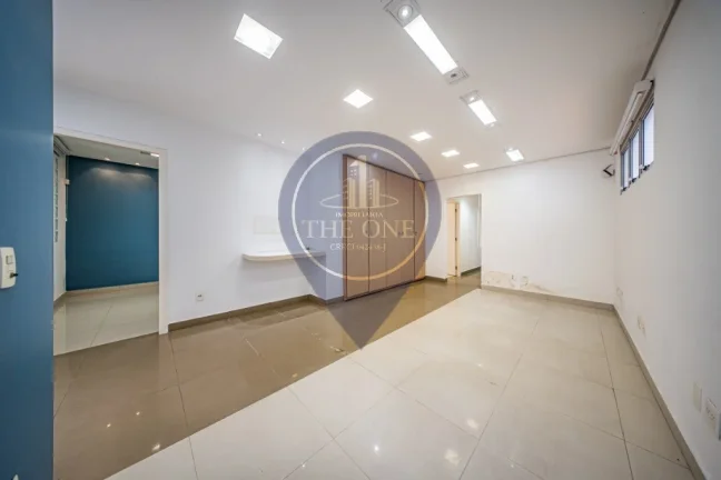 Imagem Excelente oportunidade! Casa comercial à venda em São Paulo-SP, Vila Mariana: 12 salas, 5 banheiros, 335m². Venha conferir!