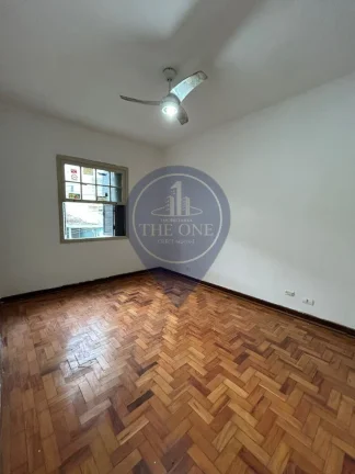 Imagem Aluguel de Casa de Luxo em São Paulo - 4 quartos, 2 suítes, 3 banheiros, 3 vagas de garagem, 220m² - Jardim da Glória