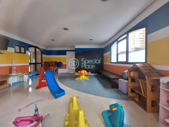 Imagem 105 metros 4 dormitórios 1 suíte 2 vagas Edifício bem localizado, com lavabo, dependência de emp...