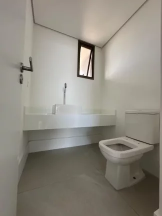 Imagem A 5ª Avenida Imóveis selecionou essa exclusiva unidade de Repasse, no Morro Ipiranga Residence: 4 suítes, andar altíssimo, melhor prumada vista mar
