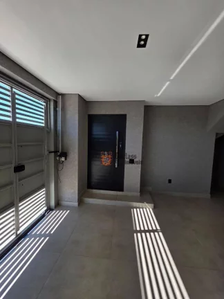 Imagem Casa com 3 dormitórios à venda, 150 m² por R$ 790.000,00 - Villa Verde - Bragança Paulista/SP