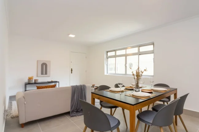 Imagem Apartamento 125M², 3Q, 2 Banheiros, 1 Vaga, Sacada, Armários.