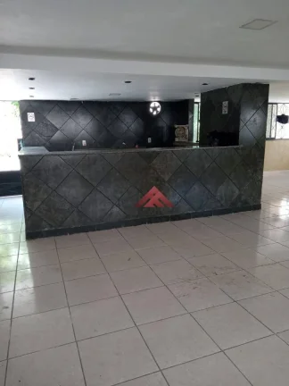 Imagem Apartamento com 2 dormitórios à venda, 62 m² por R$ 170.000,00 - Porto Novo - São Gonçalo/RJ