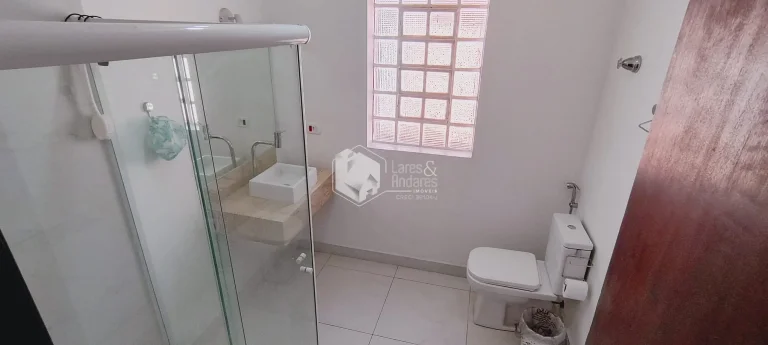 Imagem SOBRADO À VENDA COM 250 M², COM 3 AMPLOS DORMS, COM EDÍCULA AO FUNDO E VAGA PARA 2 CARROS, BROOKLIN PAULISTA, SÃO PAULO, SP