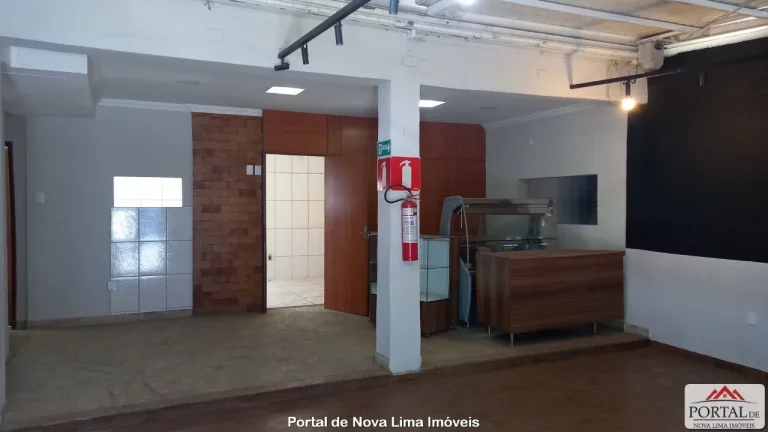 Imagem Loja para locação em Nova Lima com aproximadamente 90 m² de frente para a rua principal do bairro.