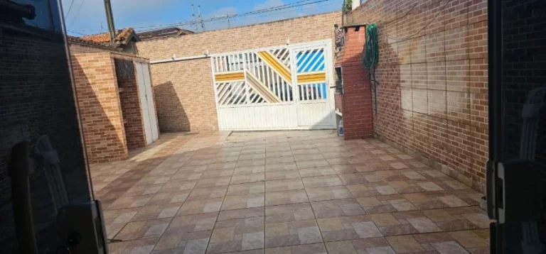 Imagem CASA COM 68.55 m² - VILA CAIÇARA - PRAIA GRANDE SP