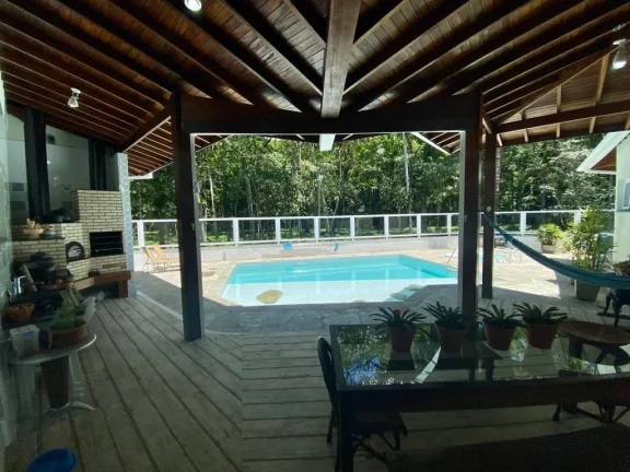 Imagem Casa em Condomínio para Venda em Ubatuba / SP no bairro Horto Florestal