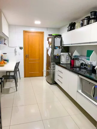 Imagem Cobertura à venda, 227 m² por R$ 1.940.000,00 - Várzea - Teresópolis/RJ