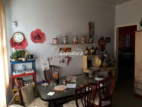 Imagem Casa 3 dormitórios à venda Centro Santa Maria/RS