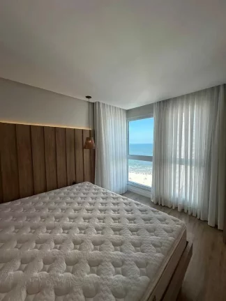 Imagem Apartamento mobiliado com 4 dormitórios sendo 3 suítes e 3 vagas no Centro de Balneário Camboriú