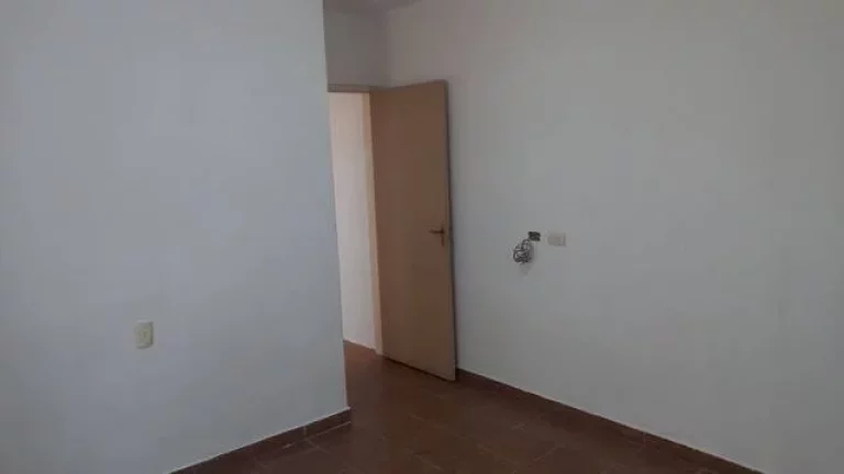 Imagem Casa para Salão e Apartamento no piso Superior comercial Centro S.A