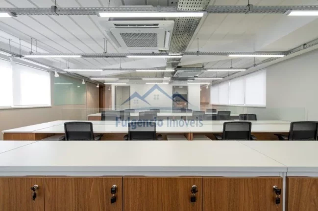 Imagem Laje Comercial com 170 m² para alugar na Rua Funchal - Vila Olímpia