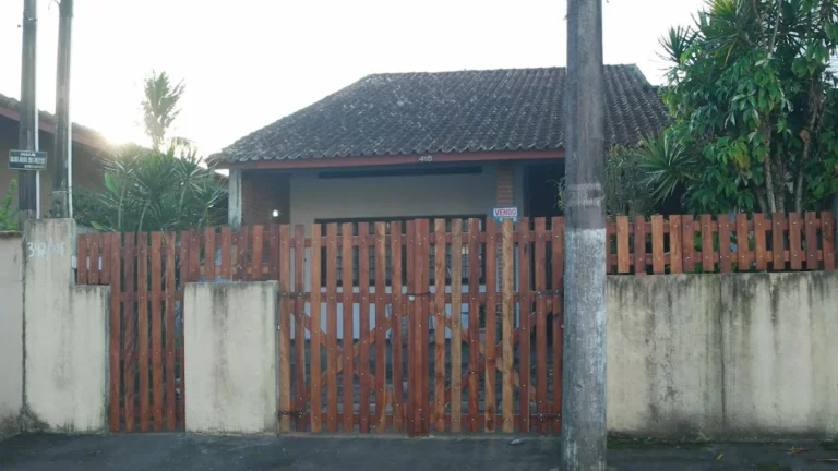 Imagem Casa para Venda em Itanhaém, Praia do Sonho, 4 dormitórios, 1 suíte, 3 banheiros, 4 vagas