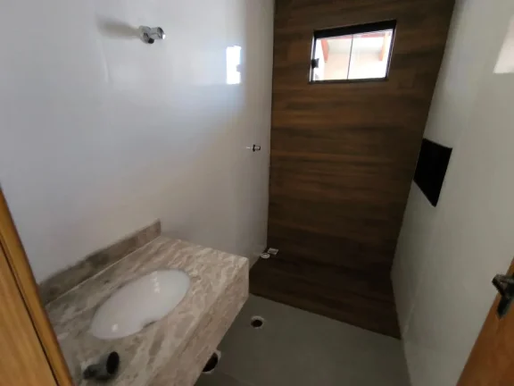 Imagem Casa De 2/4 C Suite No Independencia Com Area Gourmet