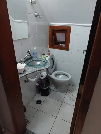 Imagem Sobrado a venda com 3 dorms sendo 1 suíte - Vila Arriete