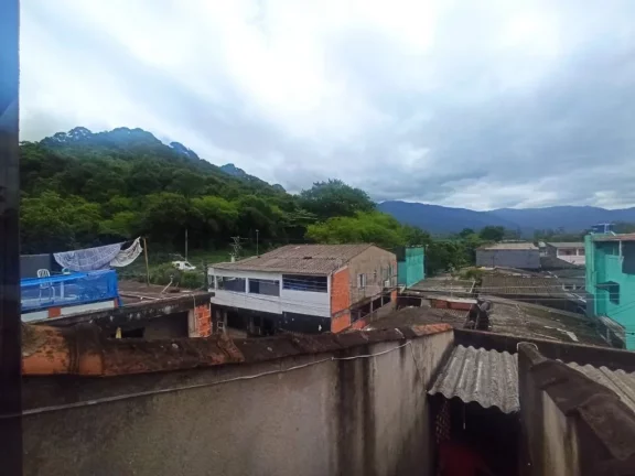 Imagem Casa Sobreposta Alta com 4 dormitórios à venda, 130 m² por R$ 250.000 - Vila Costa Muniz - Cubatão/SP