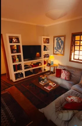 Imagem Condomínio Palos Verdes, Miolo da Granja Viana. 90% terrea! • Casa com estilo único, arquitetura...