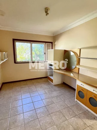 Imagem Casa, São José, 3 quartos, Gourmet com churrasqueira piscina, Garagem 06 carros