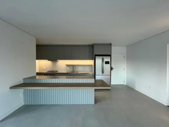 Imagem Apartamento com 3 suítes e 2 vagas de garagem na Praia Brava - Itajaí